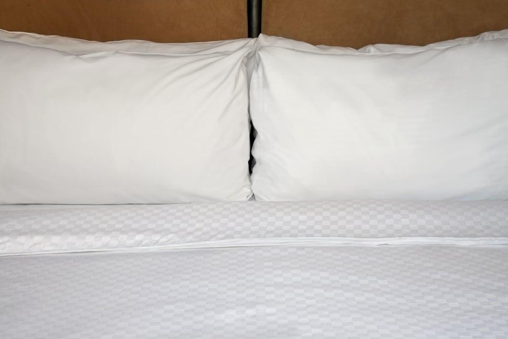 Four Points By Sheraton Raleigh North Экстерьер фото