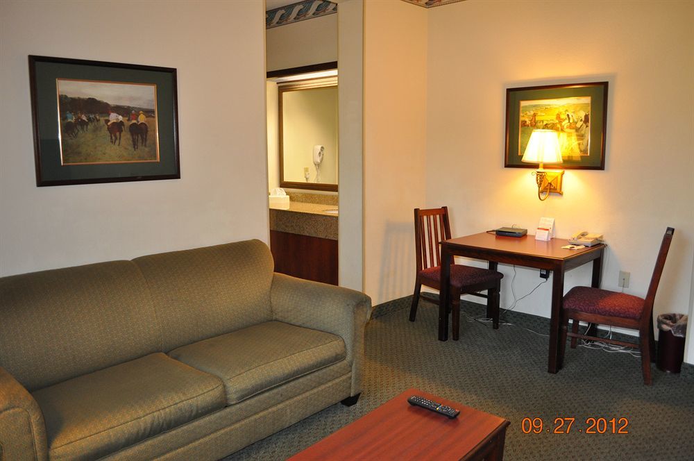 Four Points By Sheraton Raleigh North Экстерьер фото