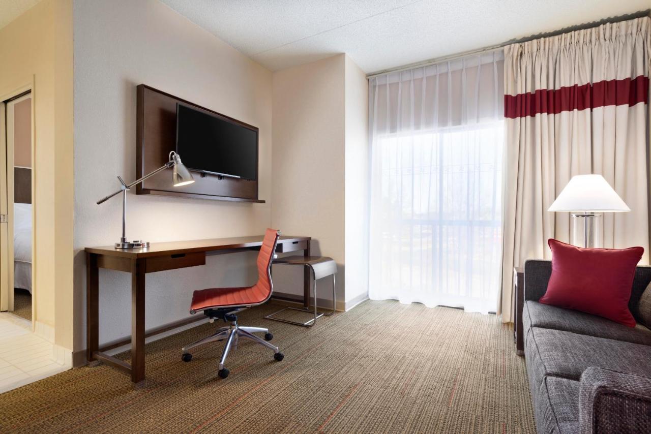 Four Points By Sheraton Raleigh North Экстерьер фото